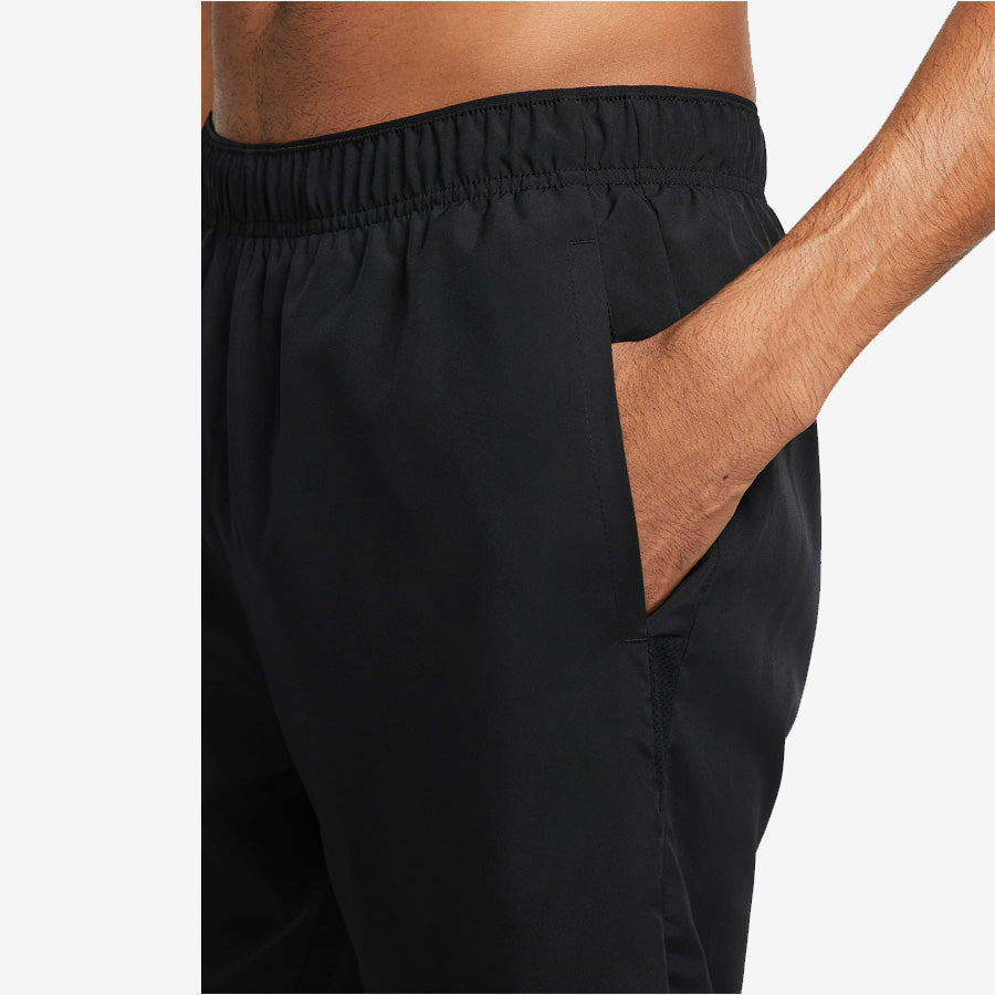 Nike challenger 7 inch running shorts hotsell