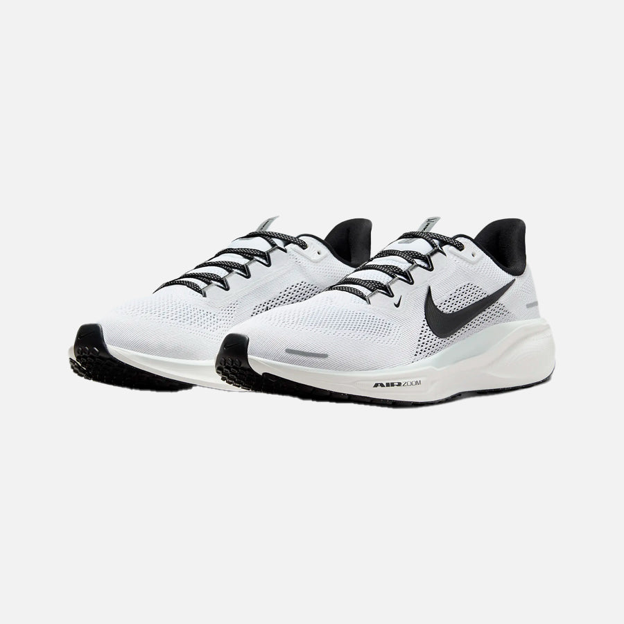 Nike Men s Pegasus 41 White Black Size 12