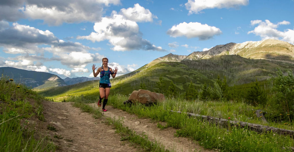 Amber Rollack runs leg 3 of the 2022 Sinister 7 100-mile relay.