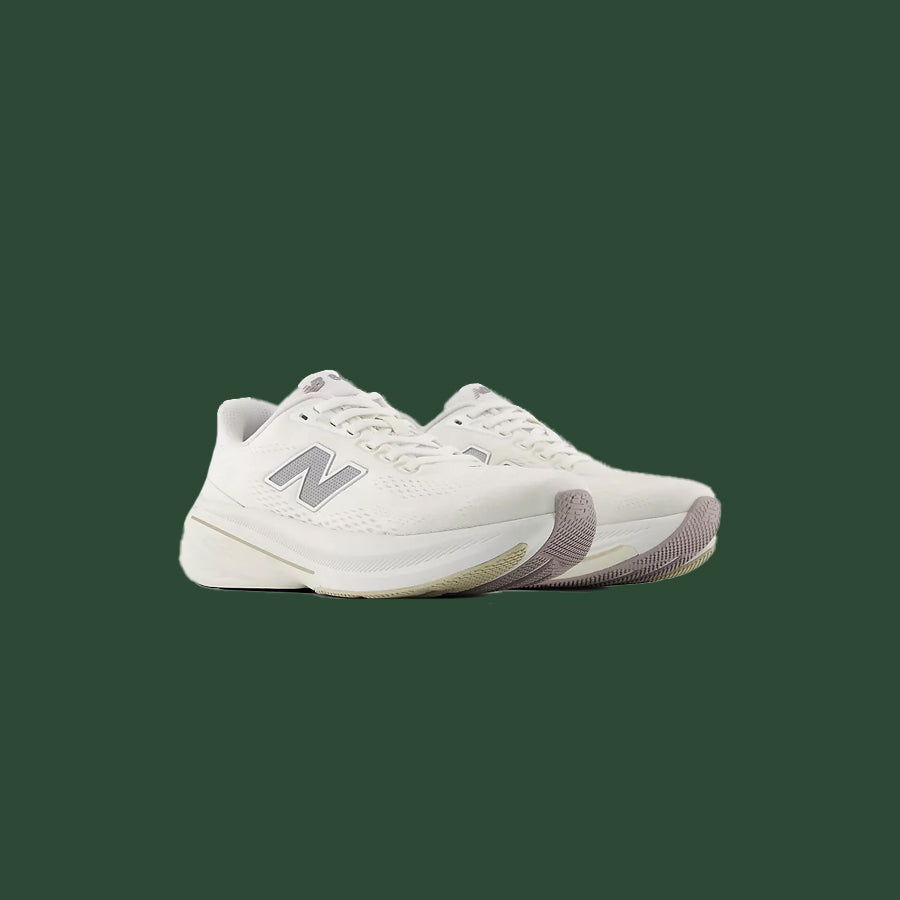 Women's New Balance 860 X Fresh Foam V15
