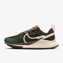 Load image into Gallery viewer, Women&#39;s Nike React Pegasus Trail 4 (Sequoia/Guava Ice-Amber Brown)