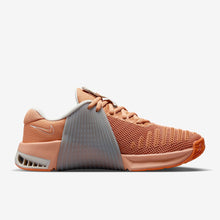 Load image into Gallery viewer, Women&#39;s Nike Metcon 9
