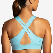 Load image into Gallery viewer, Dare Crossback Run Sports Bra 2.0 (Aqua)