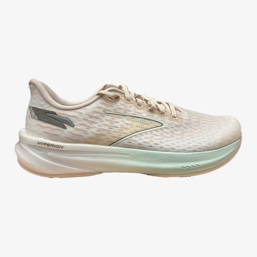 Brooks hyperion hotsell womens gold