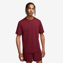 Load image into Gallery viewer, Nike Primary SS Tee (Dark Team Red)