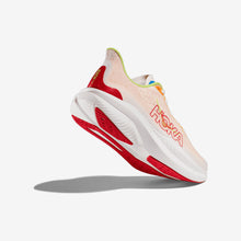 Load image into Gallery viewer, Men&#39;s Mach 6 (White/Solar Flare)