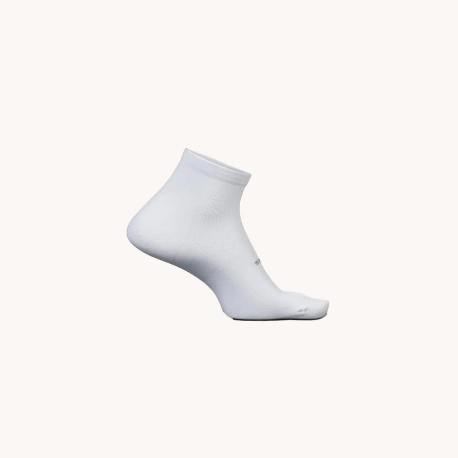 Feetures High Performance Ultra Light Quarter Socks
