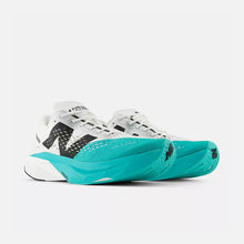 Load image into Gallery viewer, Men&#39;s FuelCell SuperComp Pacer v2 (Cyber Jade/White/Black)