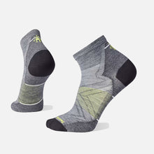 Load image into Gallery viewer, Run Zero Cushion Ankle Socks (Medium Gray)