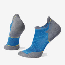 Load image into Gallery viewer, Run Targeted Cushion Low Ankle Socks (Neptune Blue)
