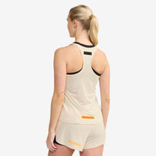 Load image into Gallery viewer, Women&#39;s PRO Hypervent Singlet 2 (Plaster)