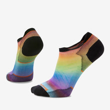Load image into Gallery viewer, Run Zero Cushion Pride Rainbow Low Ankle Socks
