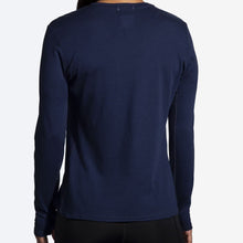 Load image into Gallery viewer, Women&#39;s Distance Long Sleeve 2.0 (Navy Run Merry)