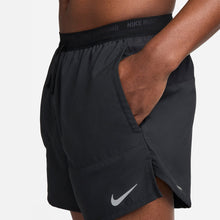 Load image into Gallery viewer, Men&#39;s Nike Stride Short