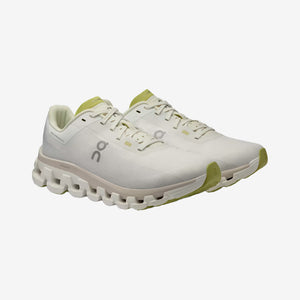 Women's Cloudflow 4 (White/Sand)