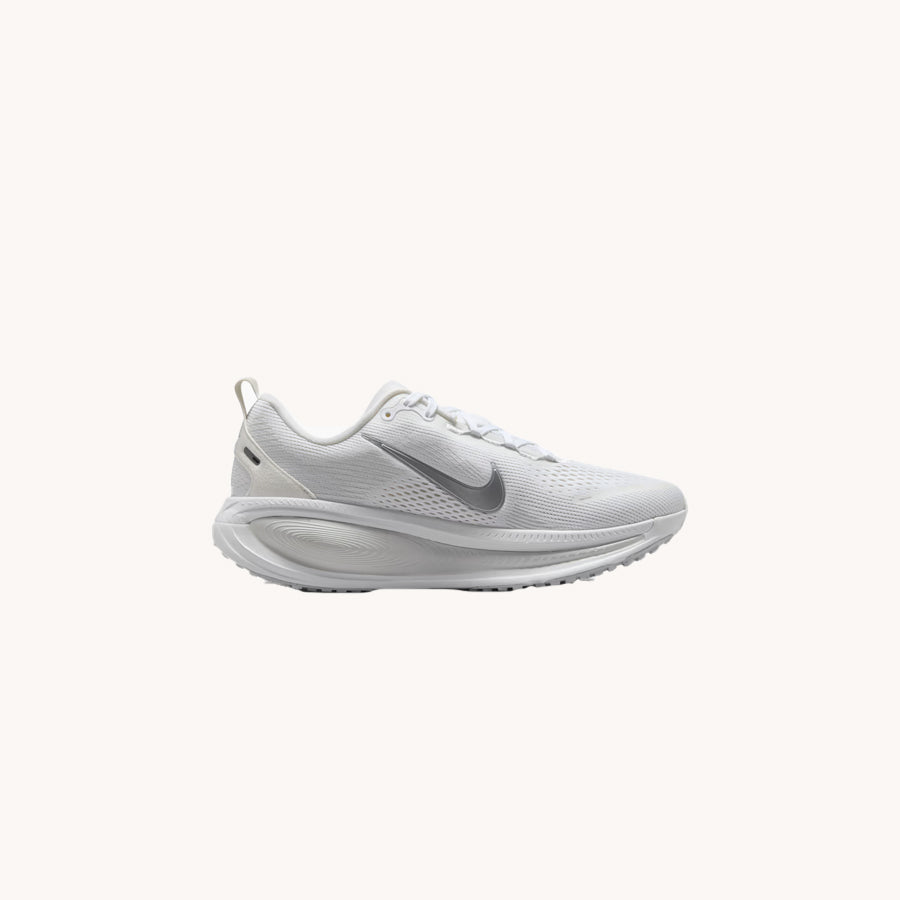 Women's Nike Vomero 18
