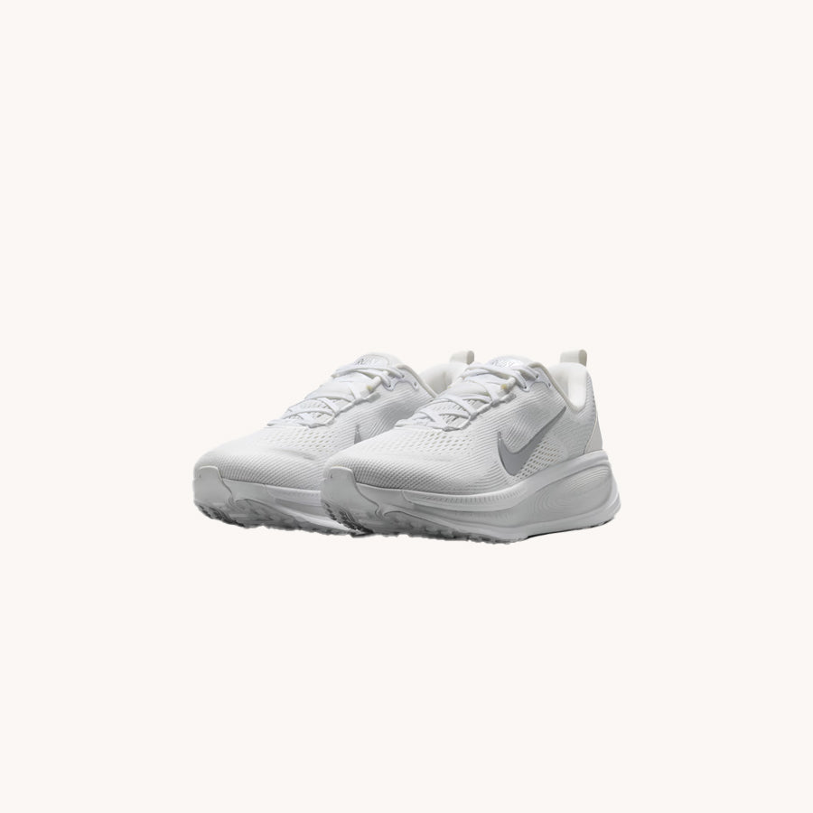 Women's Nike Vomero 18