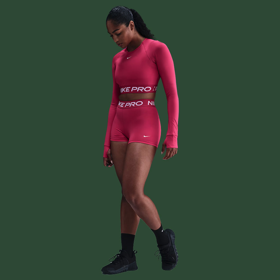 hot women in nike pros