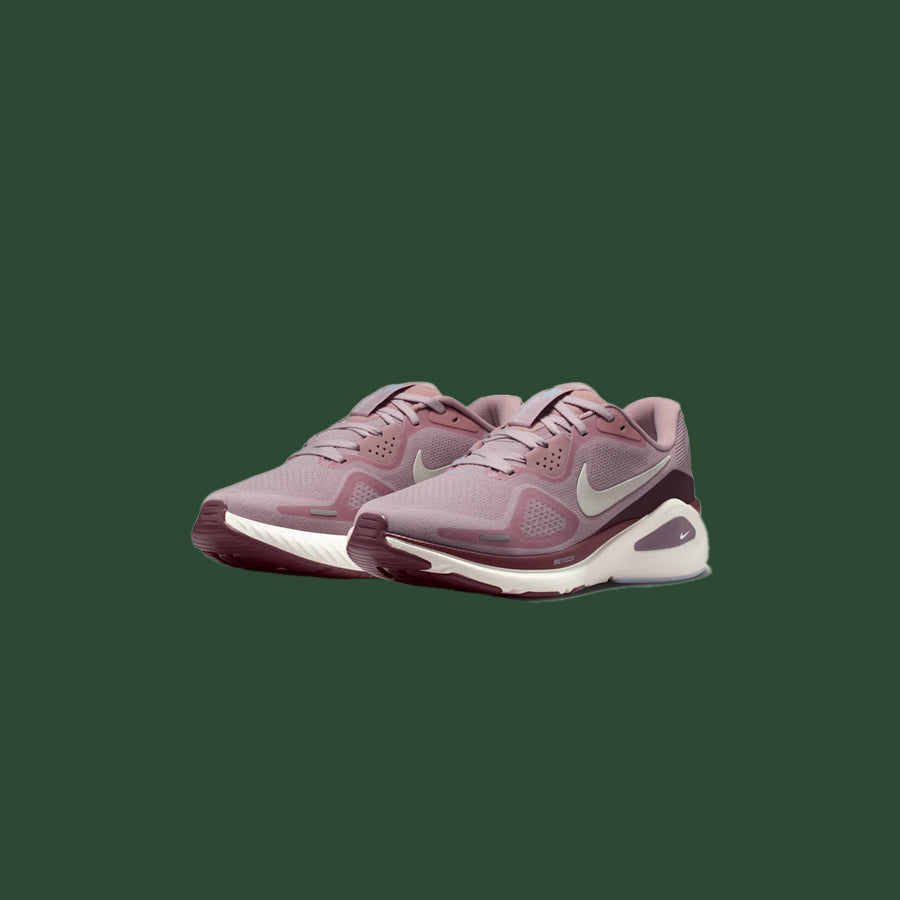Women's Nike Structure 26