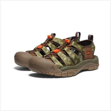 Load image into Gallery viewer, Men&#39;s Newport Retro (Smokey Bear/Military Olive)