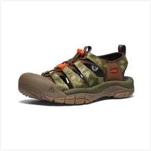 Load image into Gallery viewer, Men&#39;s Newport Retro (Smokey Bear/Military Olive)